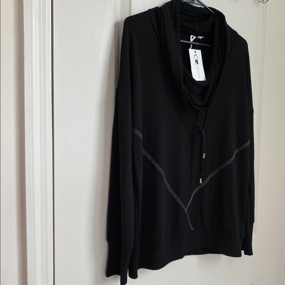 •NWT•Cable & Gauge Ladies Drawstring Cowl Neck Long Sleeve Top - Picture 2 of 9
